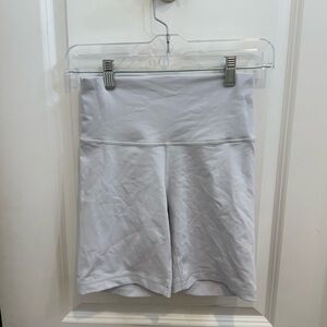 Aritzia TNA Hold-It Atmosphere High Rise shorts